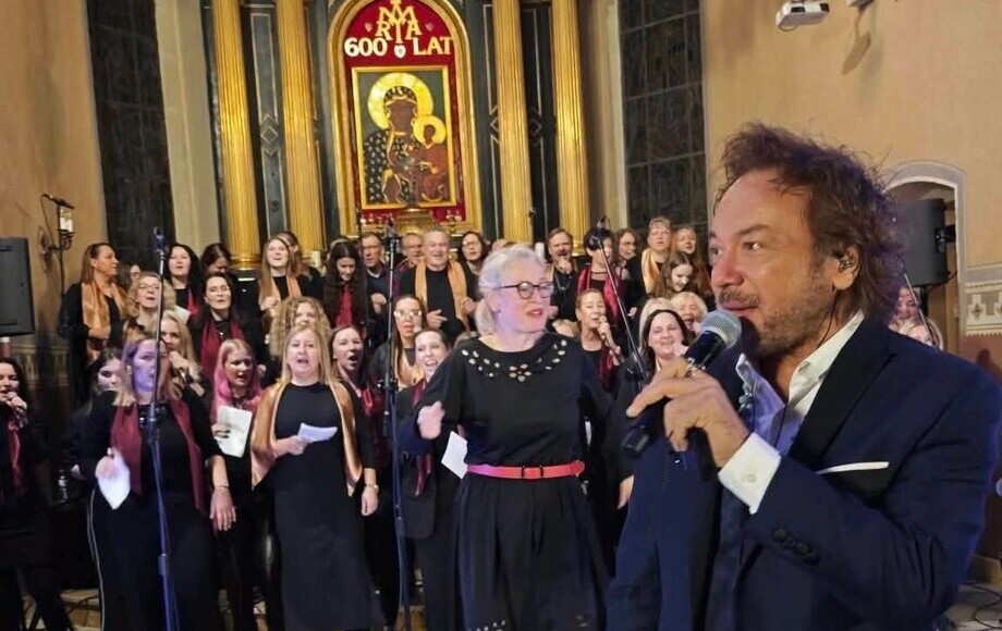 Gospelowy koncert w kościele parafialnym w Tłuchowie 27 września