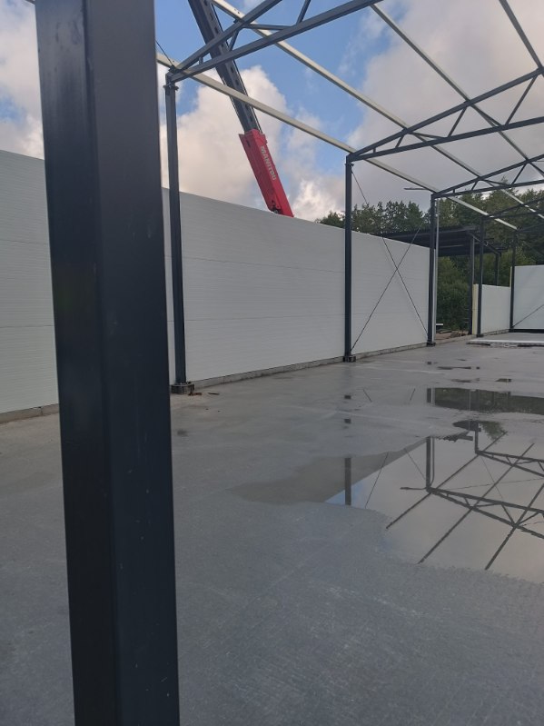 Budowa magazynu sprzętu ochrony ludności i obrony cywilnej w Tłuchowie